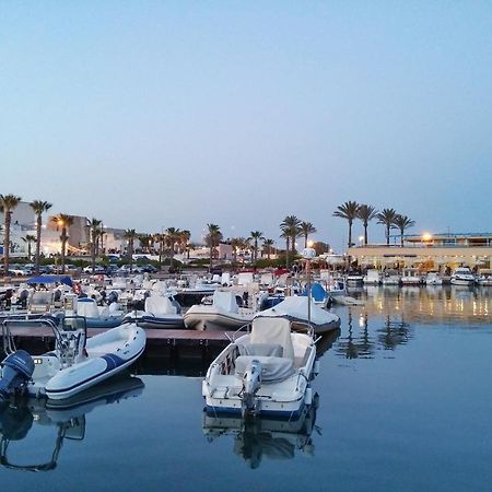 Casa Vacanze Lu Cumentu Maruggio Dış mekan fotoğraf