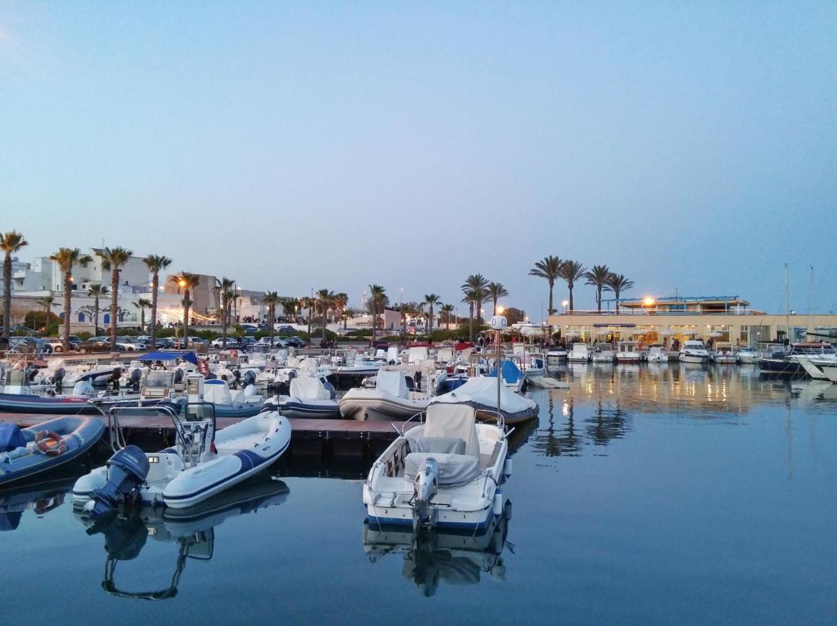 Casa Vacanze Lu Cumentu Maruggio Dış mekan fotoğraf